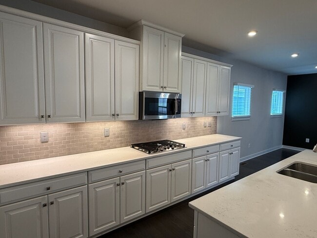 Photo - Stunning Greenleigh Home with 4 Bedrooms, 4.5 Baths & Designer Kitchen