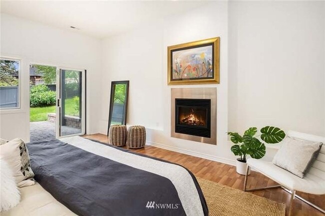 Photo - Luxury 4BD/3.5BA Magnolia Home with Panoramic City Views