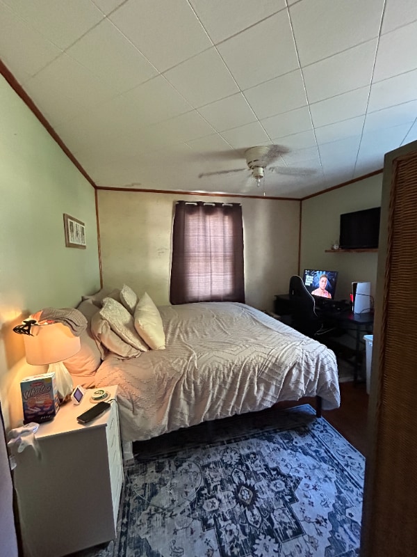 Photo - 104 SW Hines St