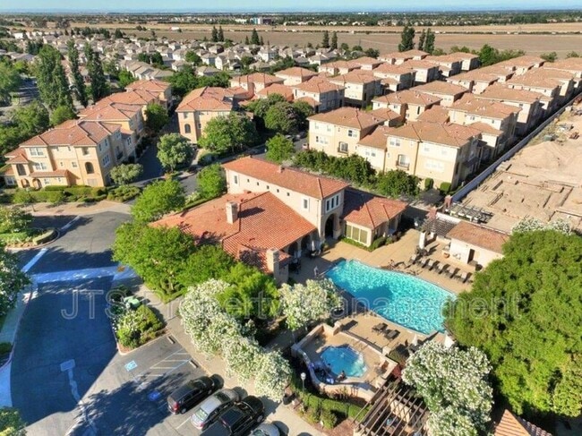 Building Photo - 4800 Westlake Pkwy Unit #801