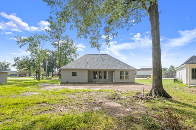 Photo - 30673 Dunn Rd