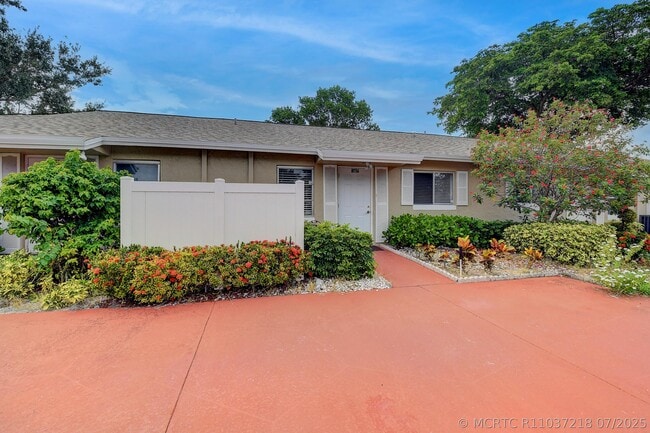 Photo - 18756 Schooner Dr