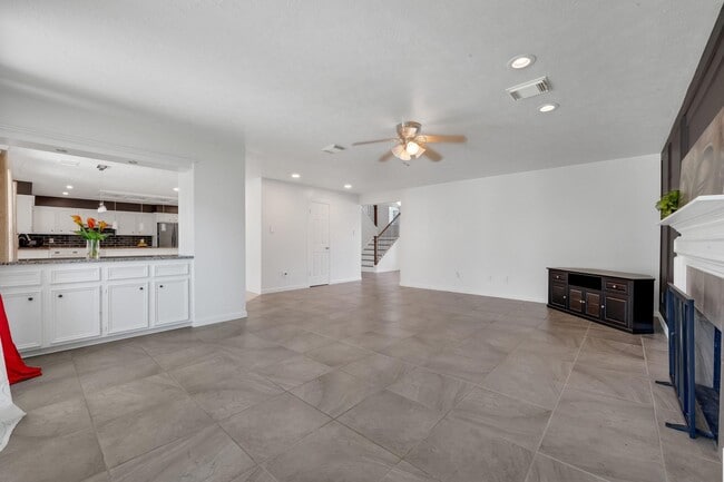 Photo - 4422 Warwick Dr