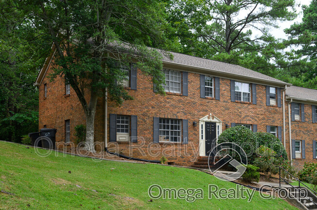 Building Photo - 2042 Montreat Cir Unit Apt A