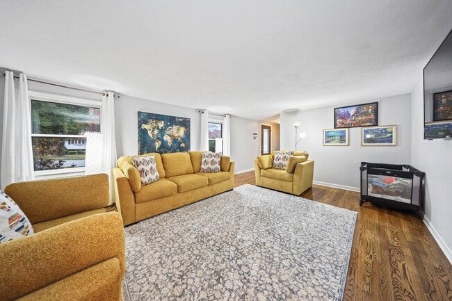 Photo - 138 Wildwood Cir