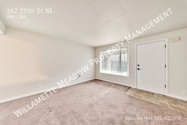 Photo - 162 25th St NE