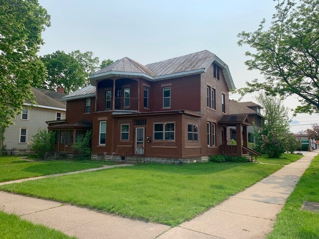 Photo - 200 8th St S Unit 200