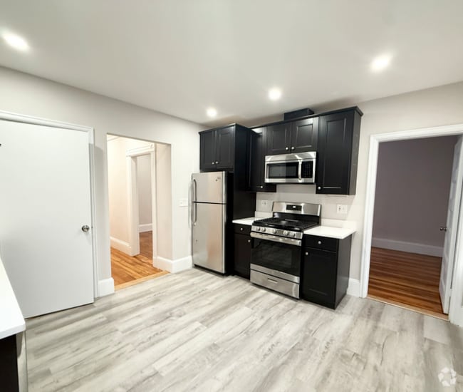 Building Photo - 71 Saxton St Unit 1 Rental