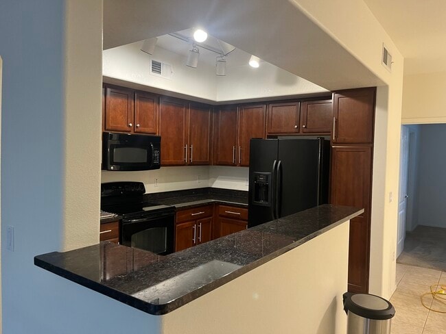 Photo - 2150 W Alameda Rd