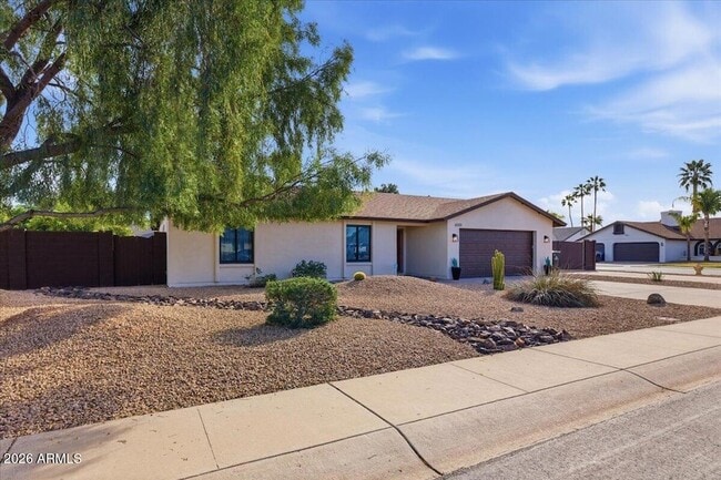 Photo - 6101 E Greenway Ln