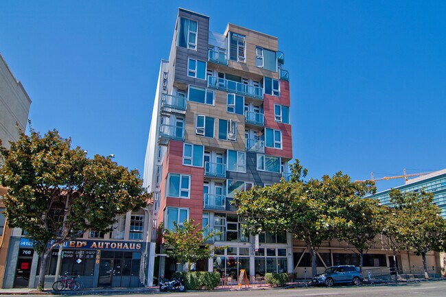 Photo - 766 Harrison St Condo