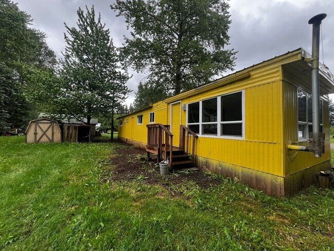 Building Photo - Cozy 2 Bedroom in Ferndale!