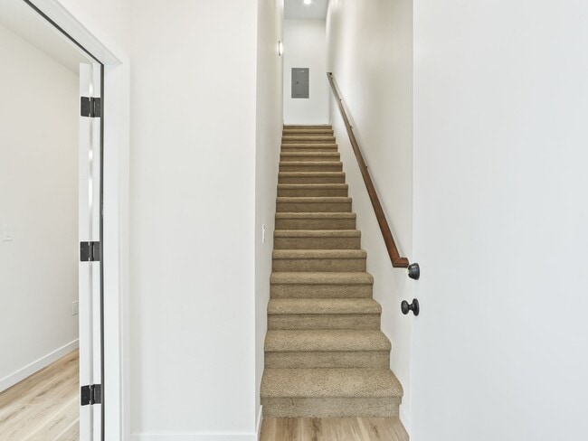 Photo - Vancouver Townhouses Unit 4391 N Vancouver Ave