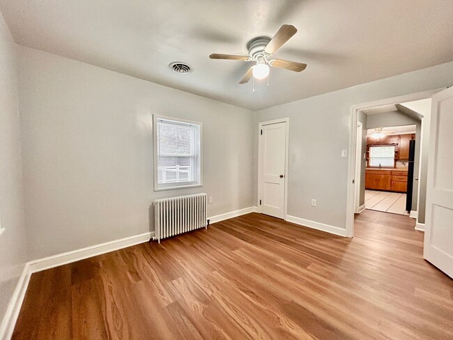 Photo - Spacious 3-Bedroom 1.5 Bath Home For Rent ...
