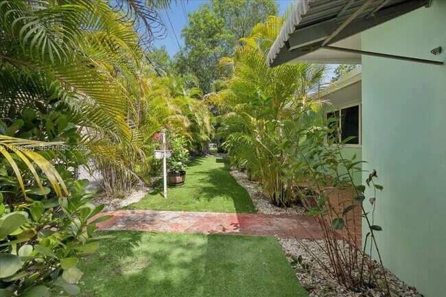 Photo - 3490 William Ave