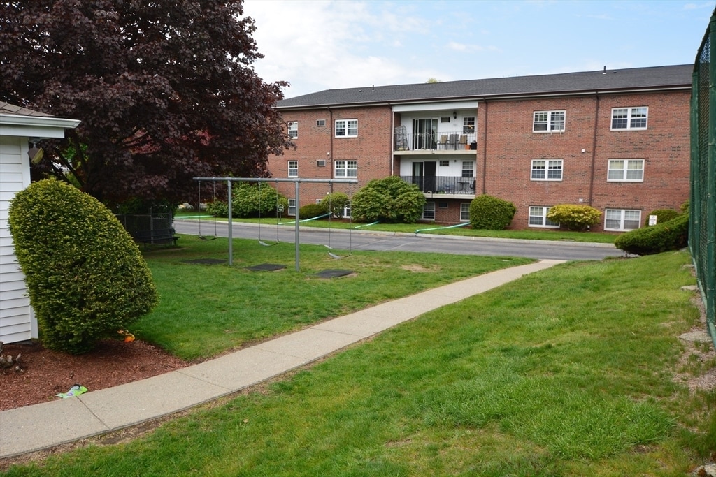 Photo - 147 Milk St Unit 10