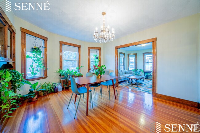 Building Photo - 7 Ware St Unit 2 Rental