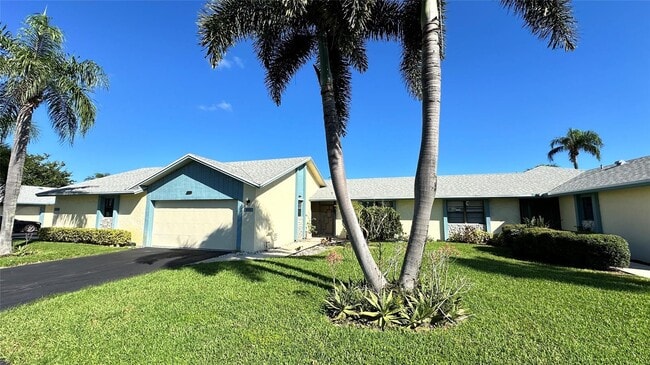 Building Photo - 9069 SW 22nd St Rental