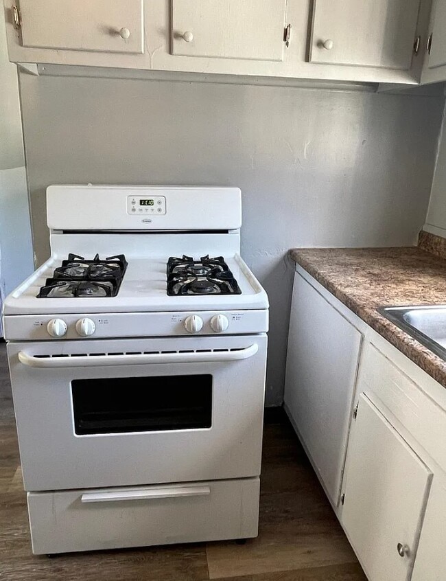 Photo - 601-605 Abbe Rd