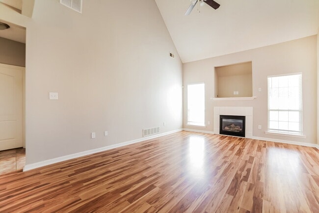 Photo - 2221 Linda Shore Dr