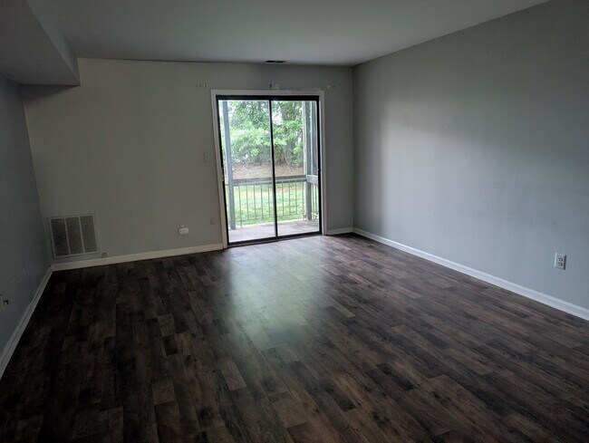 Photo - 2104 Woodbridge Commons Way Unit 2104