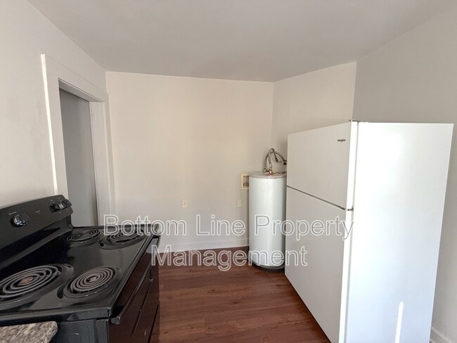 Photo - 233 Orange St