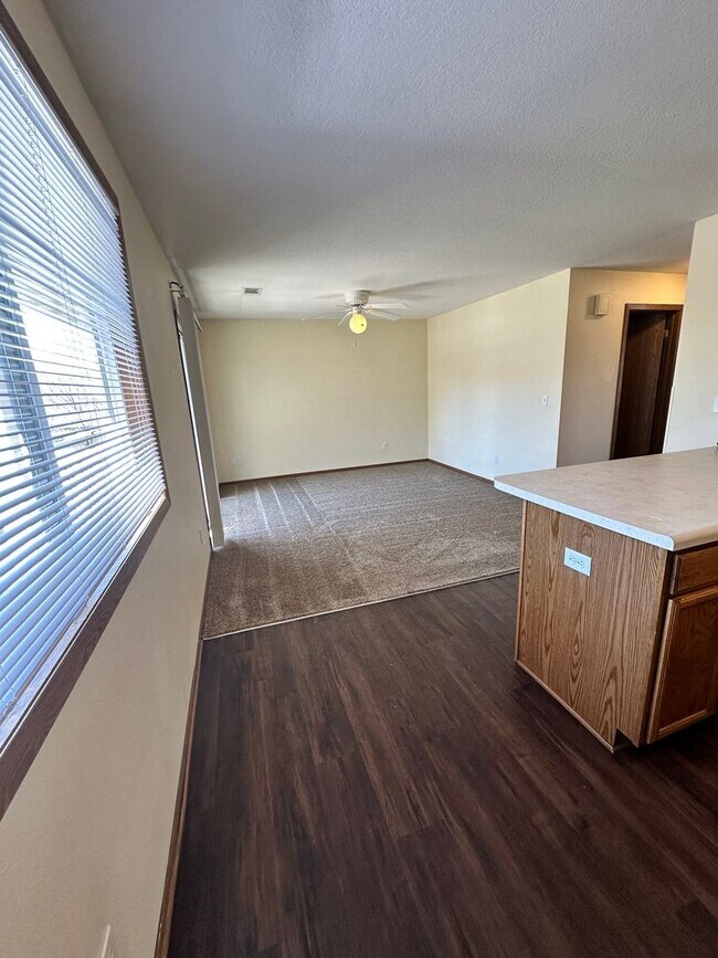 Photo - 204 Jewel Drive