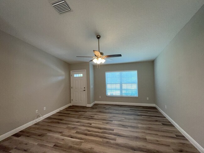 Photo - 1866 W Hialeah Dr