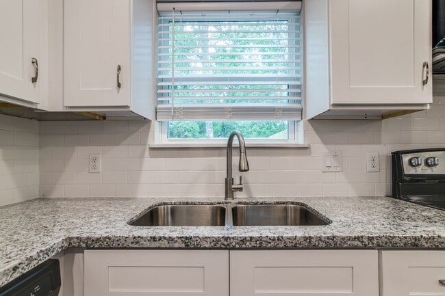 Photo - 5705 Breland St