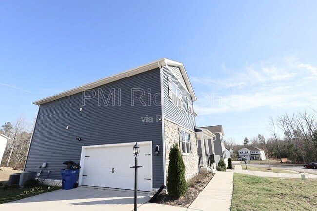 Photo - 7001 Batten Ct