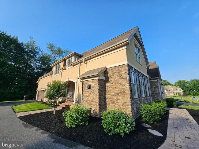 Photo - 94 Wolf Creek Cir