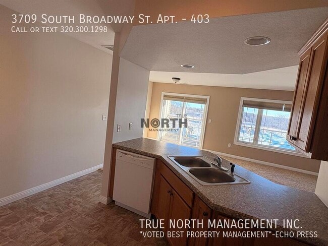 Photo - 3709 S Broadway St Unidad 403