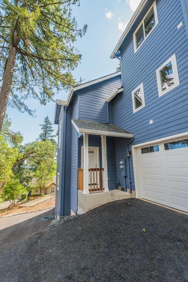 Photo - Sylvan Street Duplex Unit 1633 Sylvan Street