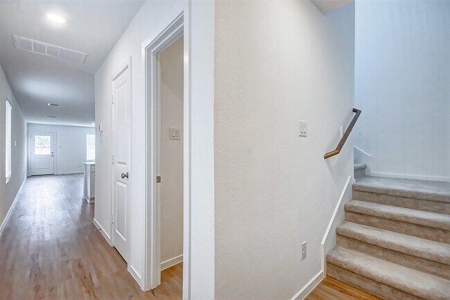 Photo - 21535 Carosella Dr