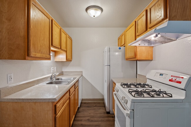 Prairie Creek Apartments