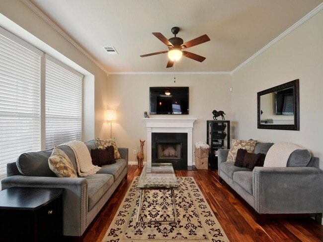 Building Photo - 3105 Lynnbrook Dr Rental