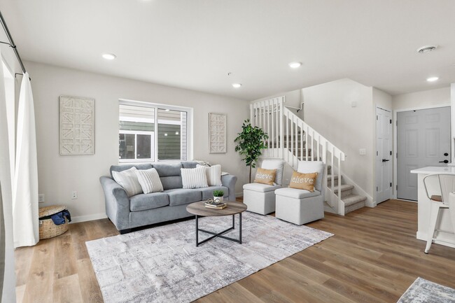 Building Photo - 928 Canter Dr Rental
