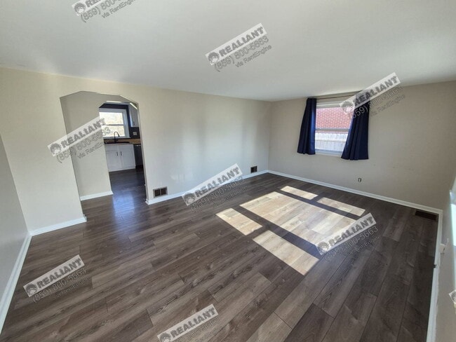 16 Orchard Dr