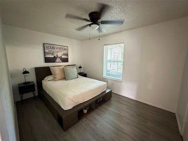Photo - 807 W Broadus St