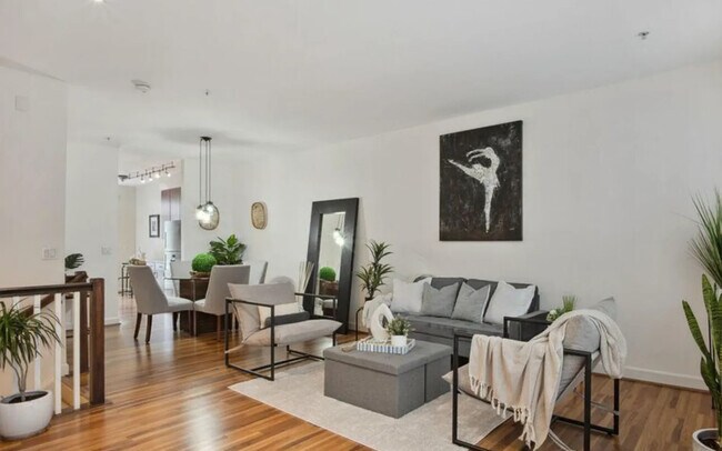 Photo - 2517 Sayles Pl SE Unit 9