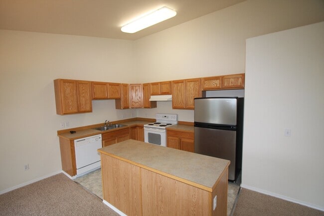 Photo - 4 Bedroom Eagle River Condo!