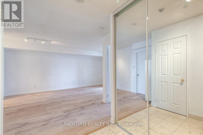 Photo - 256 Doris Ave Unit 801