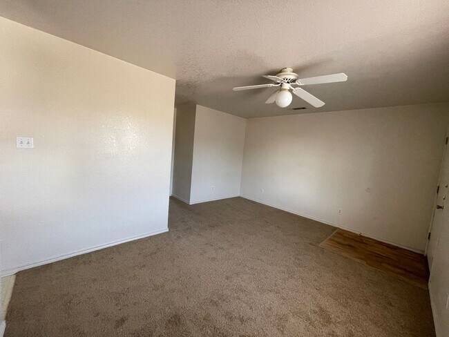 Photo - 1801 Cedarhill Dr Unidad Apt C