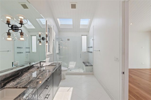 Photo - 1200 Manhattan Ave