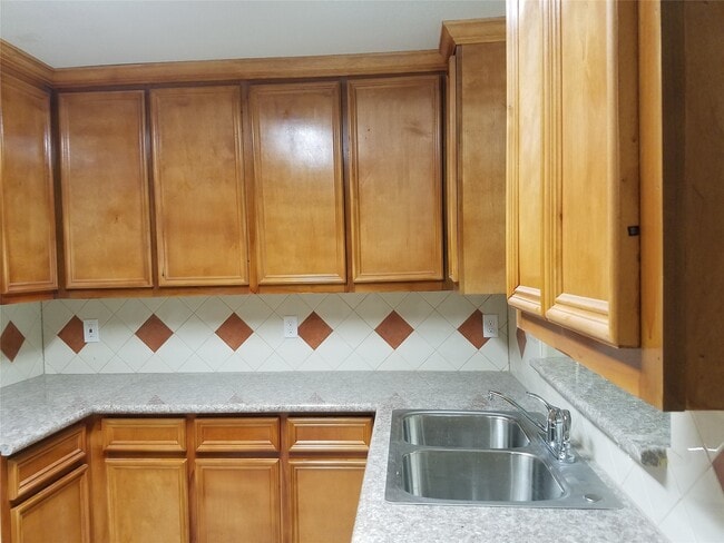 Photo - 5530 Melanite Ave