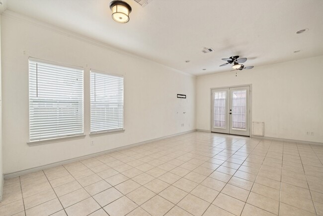 Photo - 7308 Magnolia Blossom