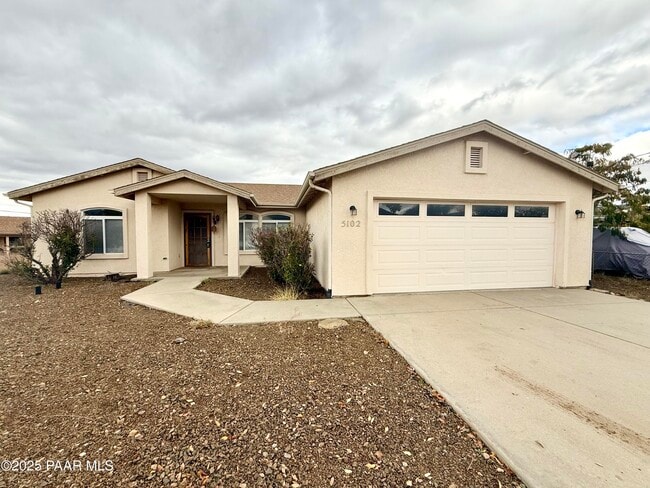 Building Photo - 5102 E Ramada Dr