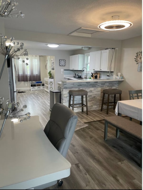 Photo - 1611 S Shr Dr