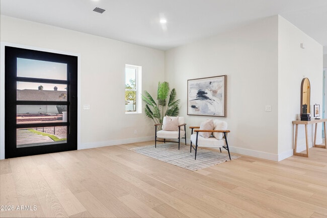 Photo - 5540 E Dahlia Dr