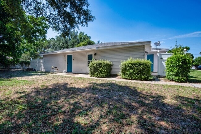 Photo - Freshly Updated Gulf Breeze Gem with New Appliances!